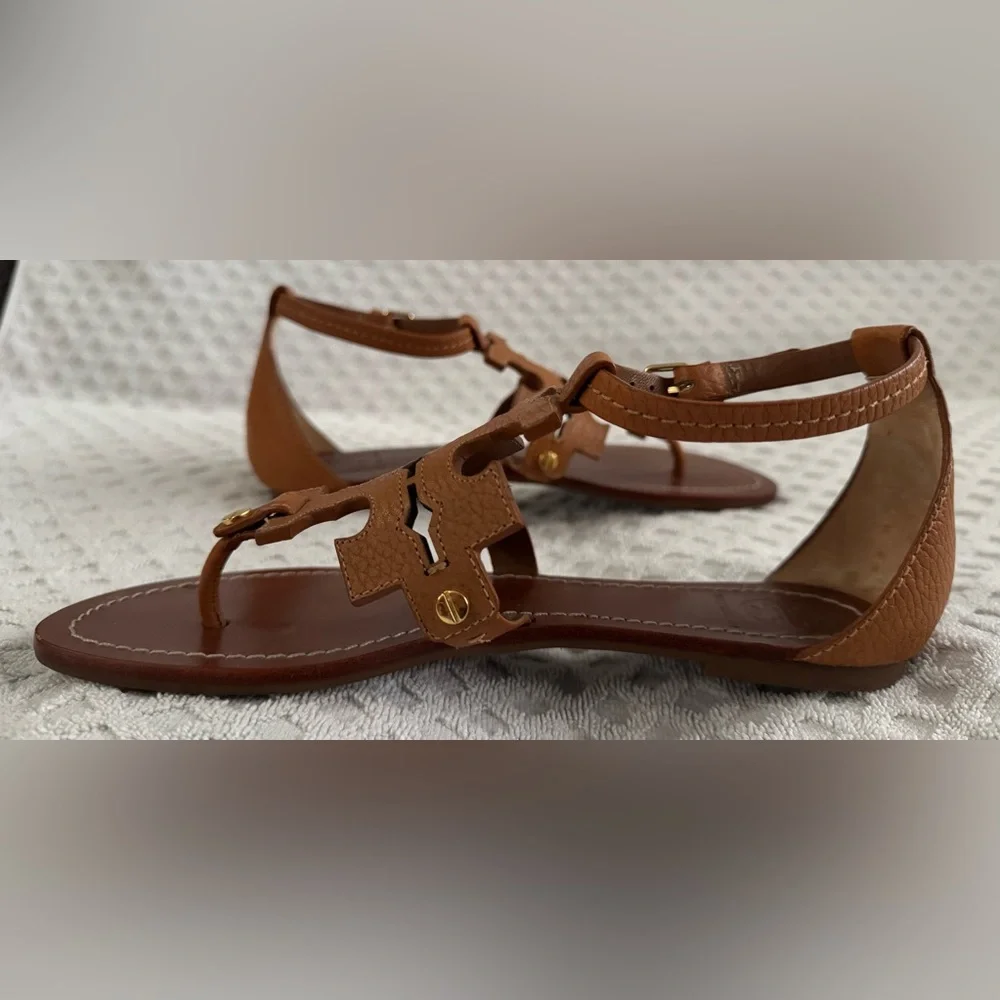 Tory Burch Phoebe Flat Thong Tumbled Leather Sandal Royal Tan Brown Size 6 30437 - Picture 10 of 16
